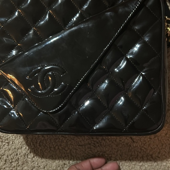 CHANEL VINTAGE CAMERA TASSEL BAG 🖤 - Picture 9 of 11